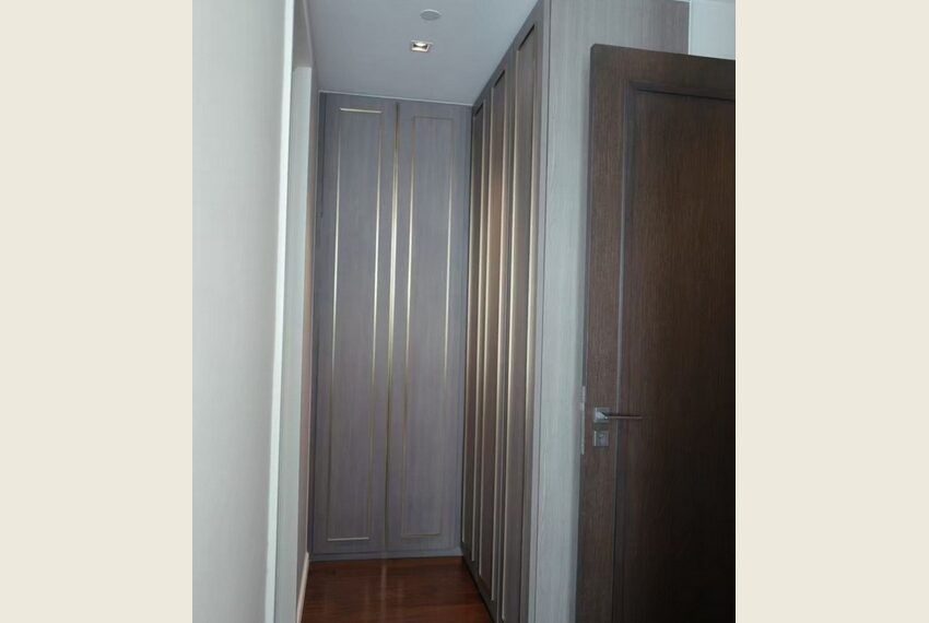 12041 Image-10