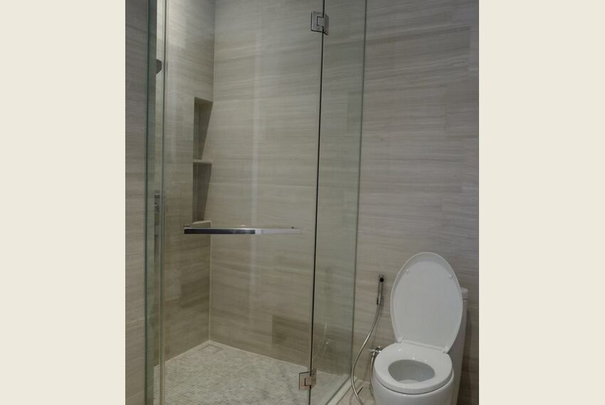 12041 Image-12