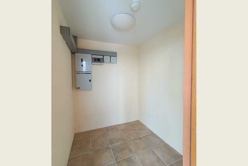 30440 Image-14
