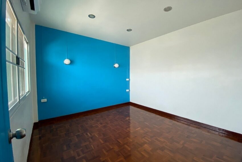 49105 Image-08