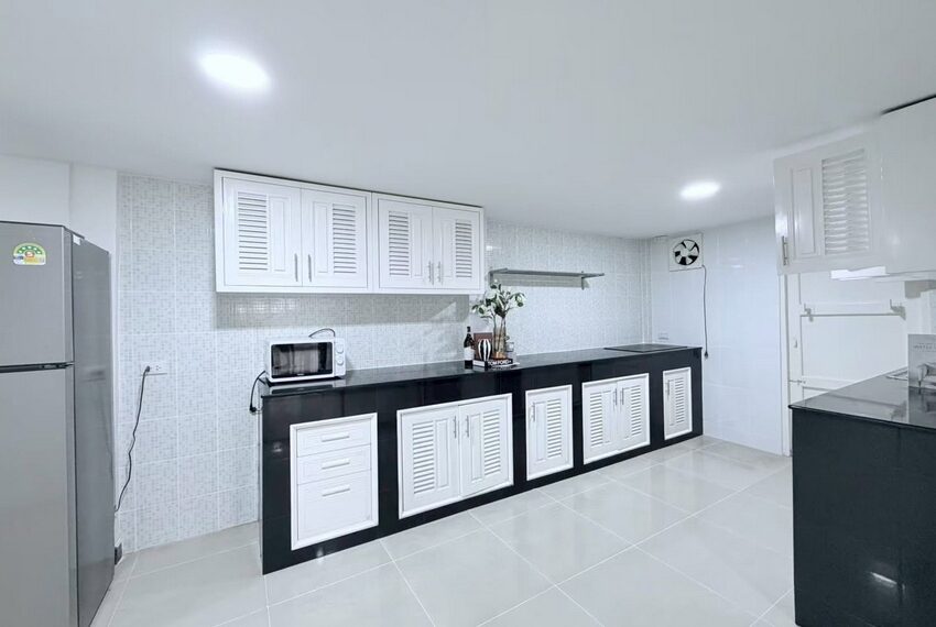 28380 Image-08