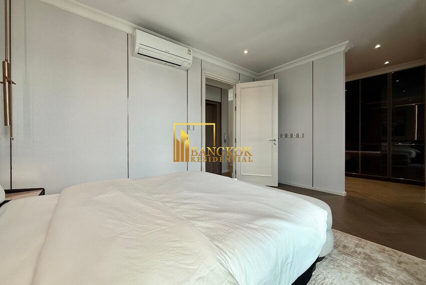 28076 Image-28